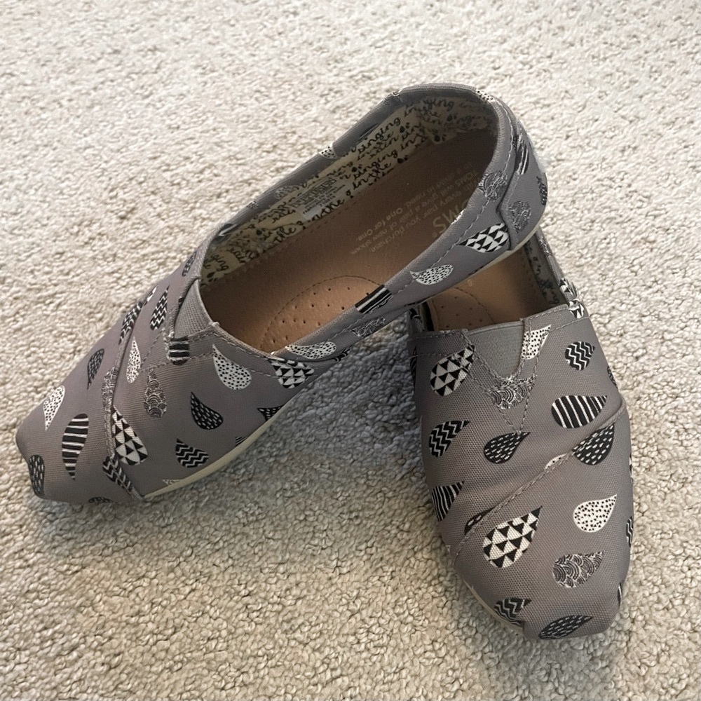 Toms “Singing In The Rain” Slip-On Loafers